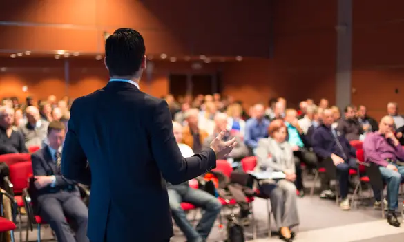 Need Some Inspiration? 9 of the Best Motivational Speakers Right Now (And  Why We Love Them) - HumbleMusings.com